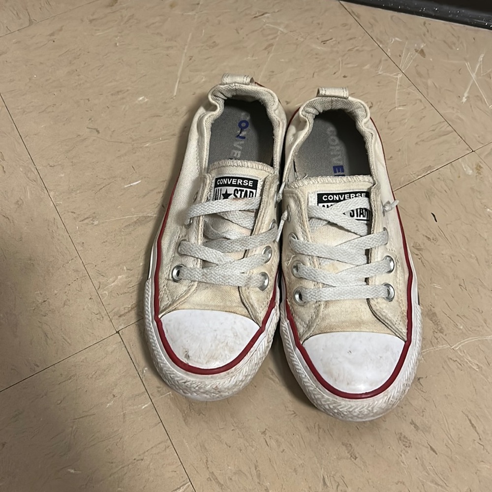White low top converse